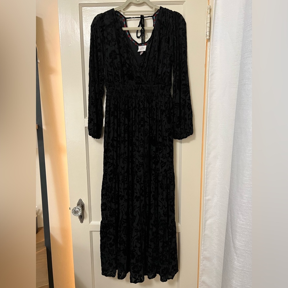 Knox Rose Velvet Floral Dress